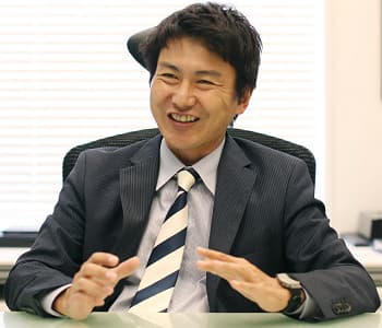 井上 達彦